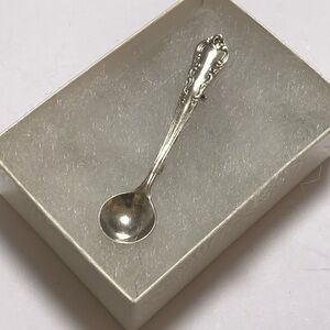 Vintage Easterling sterling silver salt spoon brooch